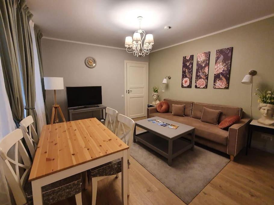 Stylish Apartment In Old Town Riga Esterno foto