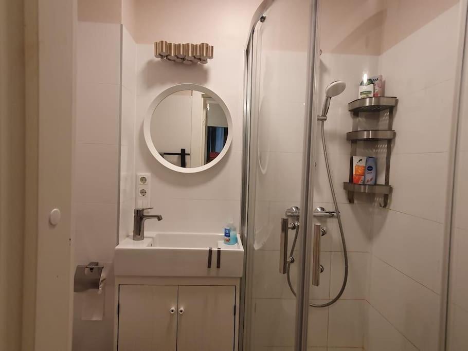 Stylish Apartment In Old Town Riga Esterno foto